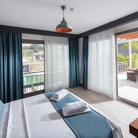 Zula Cesme Hotel 4*
