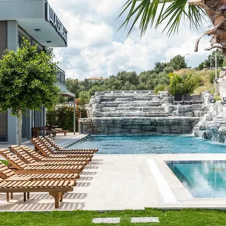 Zula Cesme 4*