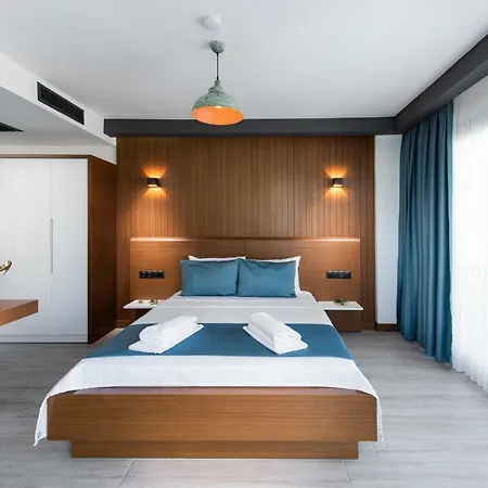 Zula Cesme Ξενοδοχείο 4*